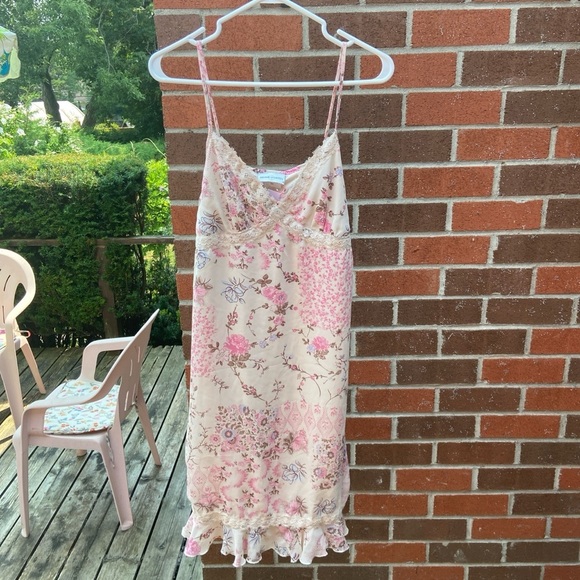 Vintage Dresses & Skirts - 90s Vintage Floral Slip Dress with Lace and Ruffle Hem